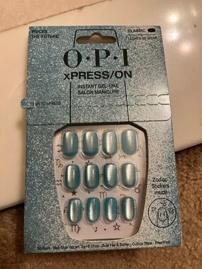 OPI xPRESS/ON Shimmery Teal Press-On Nails